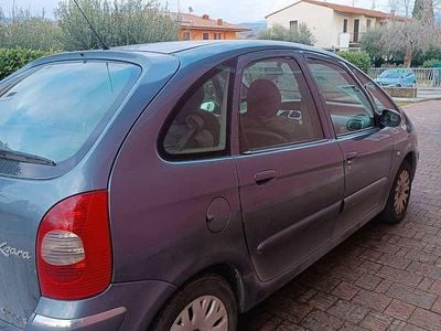 Usata Citroën Xsara Picasso 90 CV (66 kW) 2007 Blu/azzurro Monovolume