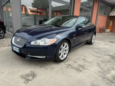 Usata Jaguar XF Premium Luxury 207 CV (152 kW) 2009 Blu/azzurro Berlina
