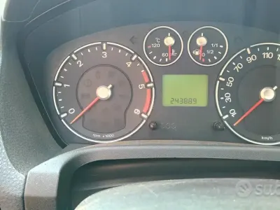 Usata Ford Fiesta 68 CV (50 kW) 2006 Utilitaria