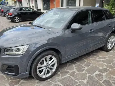 Usata Audi Q2 S-Line 190 CV (139 kW) 2017 Grigio SUV
