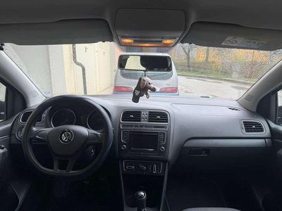 Usata VW Polo Comfortline 75 CV (55 kW) 2015 Grigio Berlina
