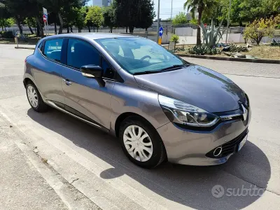 Usata Renault Clio IV 75 CV (55 kW) 2015 Grigio Berlina