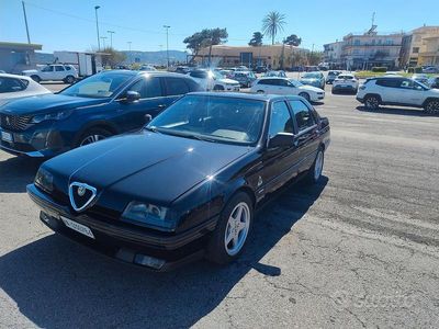 Begagnad Alfa Romeo 164 145 HK (106 kW) 1992 Svart Sedan