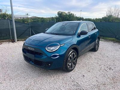 Nuova Fiat 600 La Prima 110 CV (80 kW) 2025 Verde Station wagon