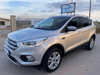 Usata Ford Kuga Business Edition 120 CV (88 kW) 2019 Argento SUV