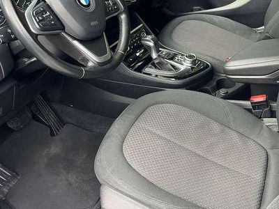 Usata BMW 218 Active Tourer Advantage 150 CV (110 kW) 2017 Bianco Monovolume