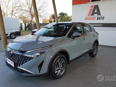 Usata Nissan Qashqai Acenta 158 CV (116 kW) 2025 Grigio SUV