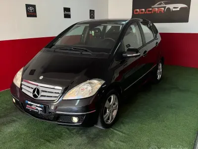 Usata Mercedes A180 Avantgarde 109 CV (80 kW) 2011 Nero Utilitaria