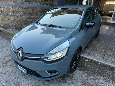 Usata Renault Clio IV Zen 89 CV (65 kW) 2019 Grigio Berlina