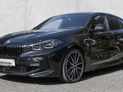 Usata BMW 118 Shadowline 150 CV (110 kW) 2022 Nero Berlina