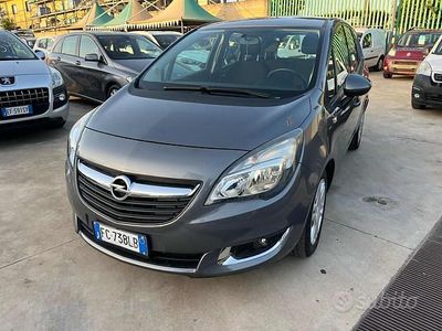 Bronzo Usata 2016 Opel Meriva Monovolume | 5950 € (Buon prezzo)