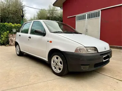 Usata Fiat Punto 60 CV (44 kW) 1994 Berlina