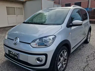 Usata VW up! 75 CV (55 kW) 2015 Grigio Utilitaria