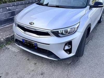Occasion Kia Stonic 110 ch (80 kW) 2018 Gris SUV