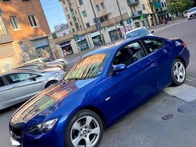 Usata BMW 320 170 CV (125 kW) 2007 Blu Coupé