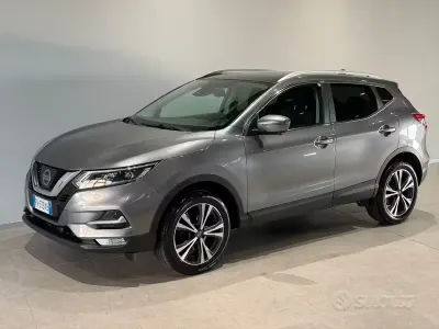 Używany Nissan Qashqai N-Connecta 110 KM (80 kW) 2018 Szary SUV