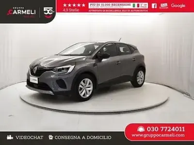 Usata Renault Captur Equilibre 143 CV (105 kW) 2023 Grigio SUV