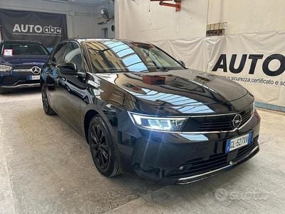 Usata Opel Astra Elegance 110 CV (80 kW) 2023 Nero Berlina