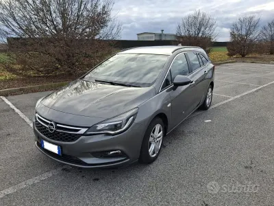 Begagnad Opel Astra Sport 136 HK (100 kW) 2017 Grå Kombi