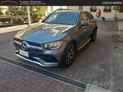 Usata Mercedes GLC220 Premium Plus 194 CV (142 kW) 2022 Grigio Berlina