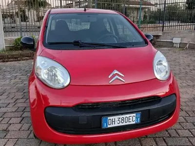Usata Citroën C1 68 CV (50 kW) 2007 Rosso Utilitaria
