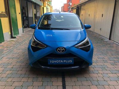 usata Toyota Aygo 5p 1.0 x-play 72cv