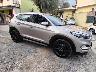 Usata Hyundai Tucson Xpossible 141 CV (103 kW) 2017 Beige SUV