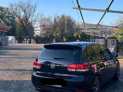 Usata VW Golf VII Highline 105 CV (77 kW) 2012 Nero Berlina