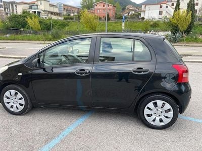 Usata Toyota Yaris 2006 Nero Utilitaria