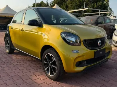Usata Smart ForFour 71 CV (52 kW) 2015 Other Utilitaria