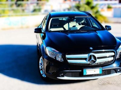 Usata Mercedes GLA200 136 CV (100 kW) 2016 Nero SUV