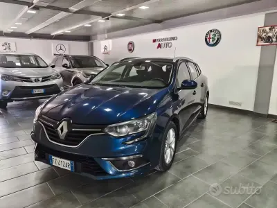 Usata Renault Mégane GrandTour Business 116 CV (85 kW) 2019 Bluazzurro Station wagon