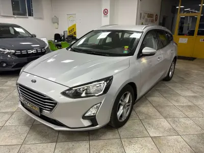 Usata Ford Focus 120 CV (88 kW) 2019 Grigio Station wagon