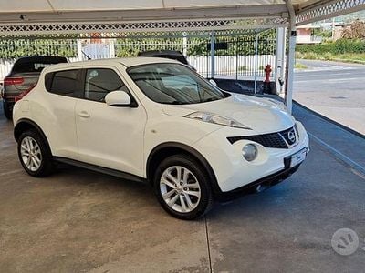 Usata Nissan Juke Tekna 110 CV (80 kW) 2011 Bianco SUV