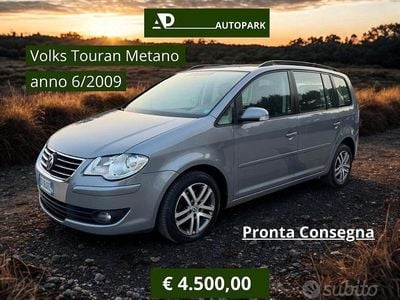 Usata VW Touran Highline 109 CV (80 kW) 2009 Grigio Monovolume