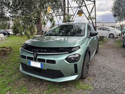 Usata Lancia Ypsilon 110 CV (80 kW) 2025 Verde Utilitaria