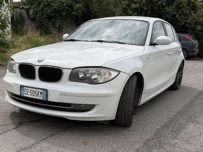Usata BMW 118 143 CV (105 kW) 2009 Utilitaria