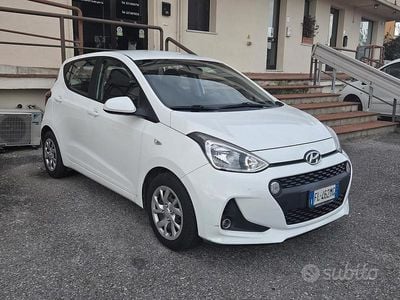 Usata Hyundai i10 Style 67 CV (49 kW) 2017 Bianco Utilitaria