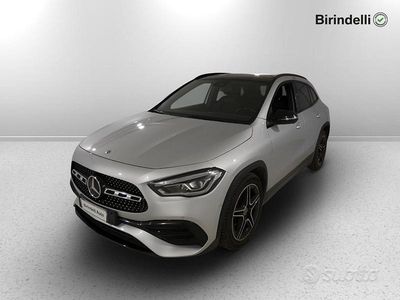 Usata Mercedes GLA200 Premium 149 CV (109 kW) 2020 Grigio SUV