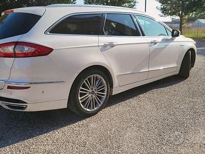 Usata Ford Mondeo Vignale 150 CV (110 kW) 2017 Bianco perlato Station wagon