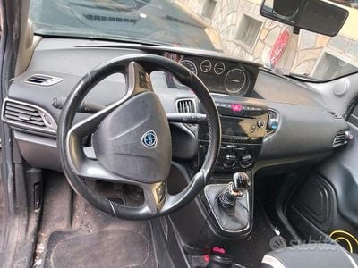 Usata Lancia Ypsilon 69 CV (50 kW) 2015 Utilitaria