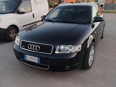 Usata Audi A4 130 CV (95 kW) 2004 Nero Station wagon
