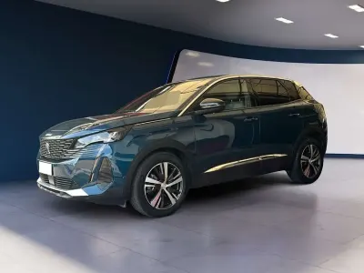 Usata Peugeot 3008 Allure 131 CV (96 kW) 2023 Blu/azzurro SUV