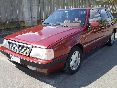 Usata Lancia Thema 215 CV (158 kW) 1987 Rosso Berlina