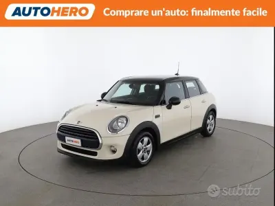 Usata Mini Cooper D 116 CV (85 kW) 2016 Beige Utilitaria