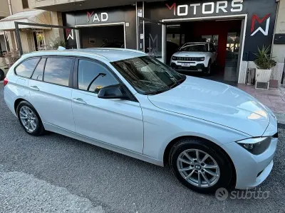 Usata BMW 318 Luxury Line 143 CV (105 kW) 2013 Bianco Station wagon