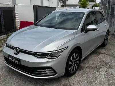 Usata VW Golf VIII Active 110 CV (80 kW) 2021 Other Berlina