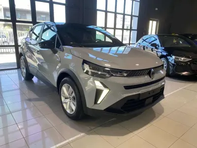 Nuova Renault Captur Evolution 122 CV (89 kW) 2026 Grigio rafale / tetto nero SUV