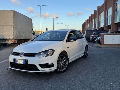 Usata VW Golf VII Highline 110 CV (80 kW) 2016 Berlina
