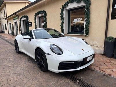 Usata Porsche 911 Carrera Cabriolet 385 CV (283 kW) 2022 Bianco Cabrio